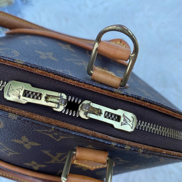 🚫SOLD🚫Authentic Louis Vuitton Ellipse MM Bag - Picture 11 of 16